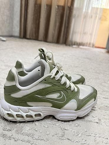 nike react: Кроссовки, 36.5, Nike, Б/у, цвет - Белый — 1