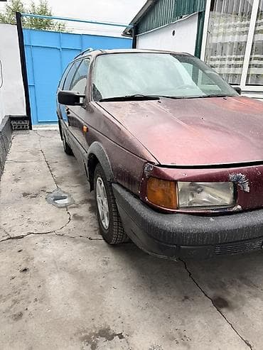 фори: Volkswagen Passat Variant: 1993 г., 2 л, Механика, Бензин, Универсал — 2