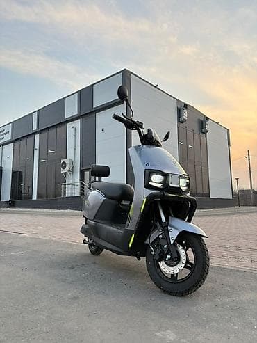 Кумурска мотороллер: Электроскутер RID — стиль и практичность на каждый день 🔹 Запас хода — 3