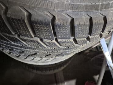 шины 13 ош: 2 комплекта зимних шин, 215/65/16 липучка, в отличном состоянии — 7