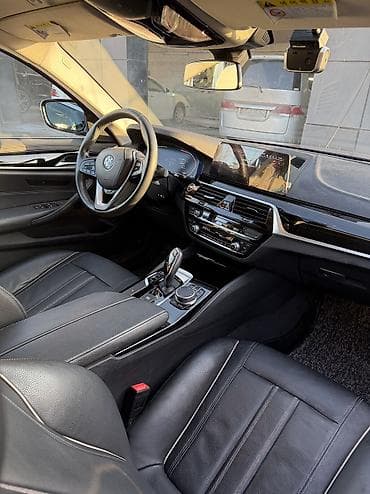 Продажа авто: BMW 520: 2019 г., 2 л, Автомат, Бензин, Седан — 7