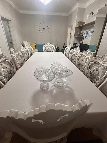 small table: Стол и стул для зала, Самовывоз, цвет - Белый — 1