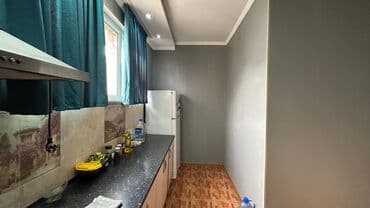 балыкчы шаарынан 3 ком квартира керее: 4 бөлмө, 99 кв. м, 105-серия, 7 кабат, Косметикалык ремонт — 4