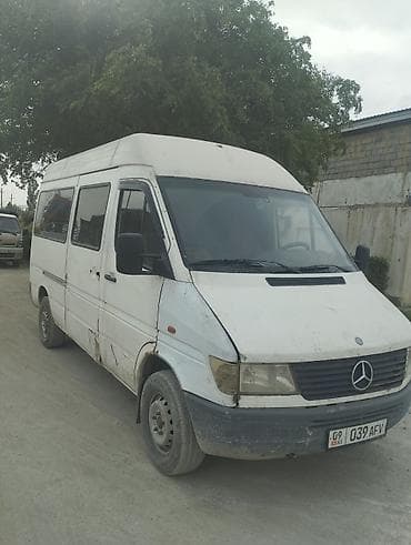 мерс дубль кабина самосвал: Легкий грузовик, Mercedes-Benz, 3 т — 3