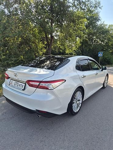 авто выхлоп: Toyota Camry: 2018 г., 2.5 л, Автомат, Бензин, Седан — 8