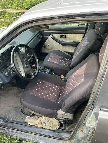Продажа авто: Audi 100: 1989 г., 2 л, Механика, Седан — 2