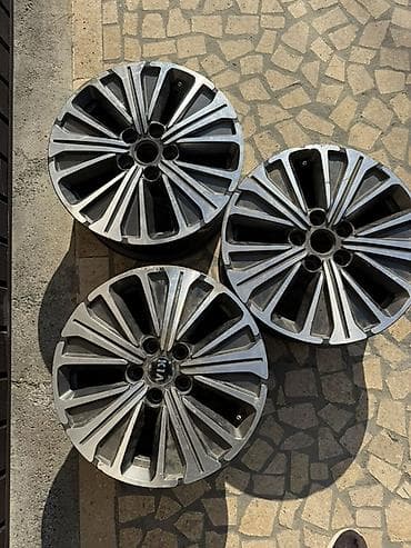 Литые Диски R 17 Kia, Комплект, отверстий - 5