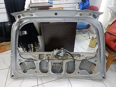 задняя дверь хонда стрим: Крышка багажника Subaru — 2