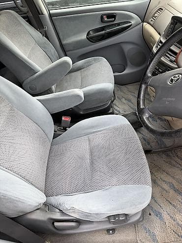 mark 3: Toyota Estima: 2003 г., 2.4 л, Бензин — 7
