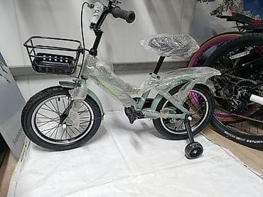 самокат 2 колесный: Детский велосипед с дополнительными боковыми колесами и передней — 1