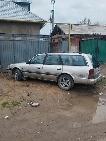 Mazda 626: 1989 г., 2 л, Кол менен иштөөчү, Газ, Универсал
