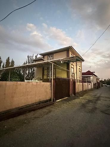 политех дом: Продается двухэтажный жилой дом с огражденным участком и широкими — 2