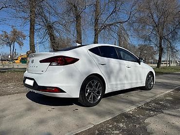 honda gets: Hyundai Avante: 2019 г., 1.6 л, Вариатор, Бензин, Седан — 4