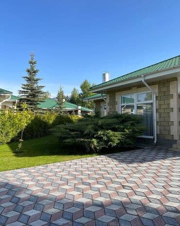 Коттедж, КАРВЕН ЦО Карвен 4 сезона, Сары-Ой, Детская площадка, Парковка, стоянка, Охраняемая территория