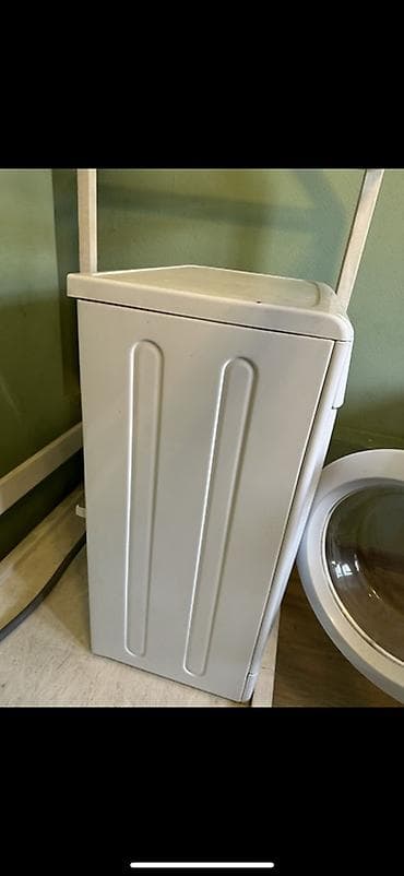 device kg: Стиральная машина Indesit, фронтальная загрузка. - Вместимость: 5 кг — 2