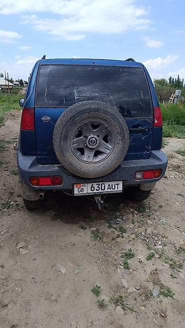 Nissan Terrano: 1994 г., 2.4 л, Кол менен иштөөчү, Бензин, Жол тандабас — 2