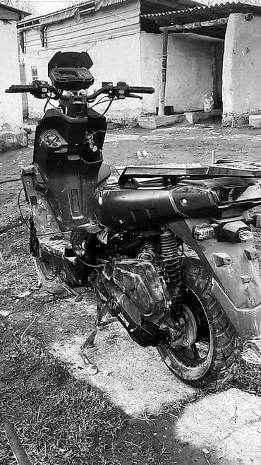 мотор на мопед: Продаю танк не на ход после капиталки не заводится сидушка есть и — 2