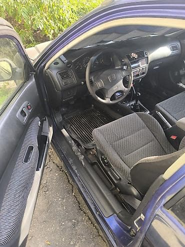 Продажа авто: Honda Civic: 1998 г., 1.4 л, Механика, Бензин, Хэтчбэк — 8