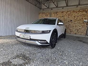 31 10 r16: Hyundai Ioniq 5: 2023 г., Автомат, Электромобиль, Кроссовер — 1