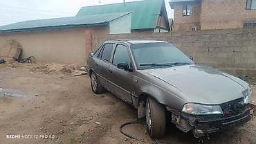 х5 2004: Daewoo Nexia: 2004 г., 1.5 л, Ручные, Бензин, Седан — 3