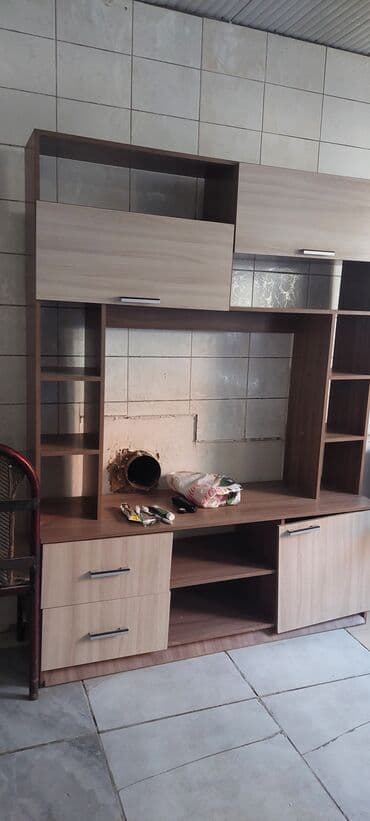 купить стеклянную подставку под телевизор: Горка для телевизора — 2