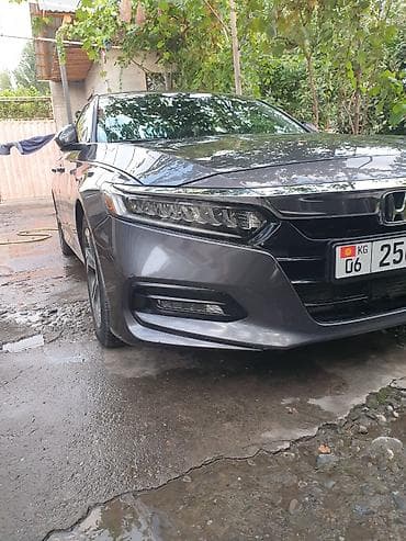 монитор 240 герц: Honda Accord: 2019 г., 2 л, Автомат, Бензин, Седан — 5