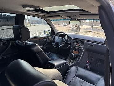 space runer: Mercedes-Benz E-Class: 2000 г., 4.3 л, Седан — 5