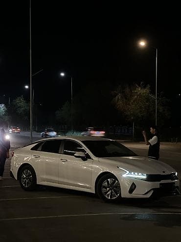 bye e5: Kia K5: 2021 г., 2 л, Автомат, Гибрид, Седан — 1
