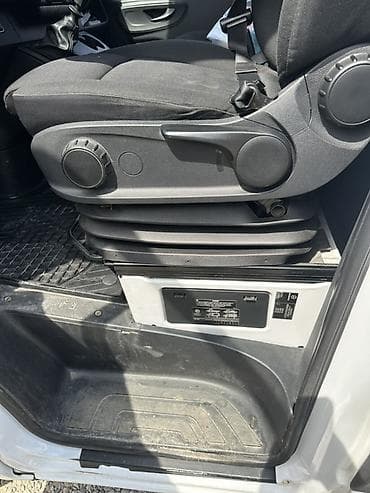 v class: Mercedes-Benz Спринтер: 2019 г., 2.2 л, Механика, Дизель, Фургон — 10