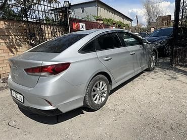Продажа авто: Hyundai Sonata: 2020 г., Автомат, Газ, Седан — 3