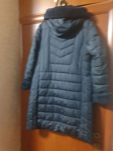 спортивные пуховики: Новое зимнее пальто био-пух . Производство Италия.Капюшон и манжеты — 14