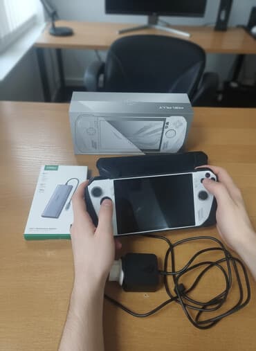 портативный компьютер: Игровая портативная консоль ASUS ROG Ally (белая) Комплектация - — 2