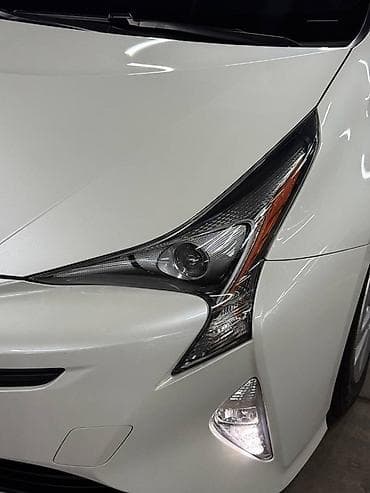 prius: Toyota Prius: 2018 г., Гибрид, Хэтчбэк — 8