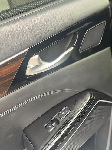 сед: Kia Cadenza: 2019 г., Седан — 8
