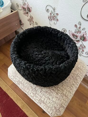 кошелек мужской кожаный ручной работы: Папаха
Размер 55-56
Высота 15-20 см — 2