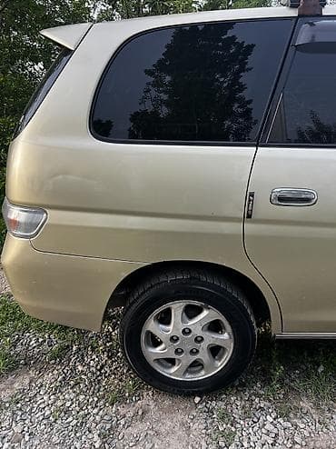 тайота гаиа: Toyota Gaia: 2003 г., 2 л, Автомат, Бензин, Универсал — 2