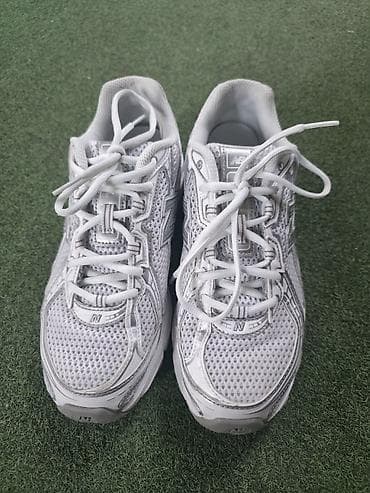 Мужские кроссовки, 39.5, New Balance, Новый, цвет - Белый, Платная доставка
