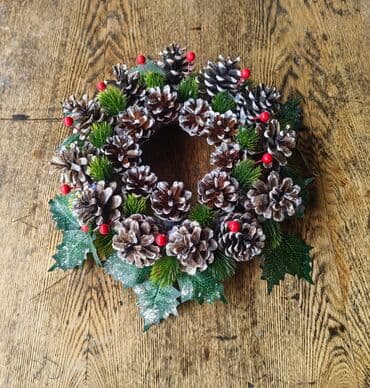 конфетница этажерка бишкек цена: Новогодние декоративные композиции из шишек и хв<ои - Ручная — 8