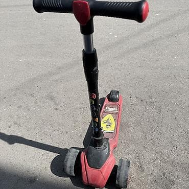 отдам коляски б у: Детский самокат, Трёхколёсный, Б/у — 1