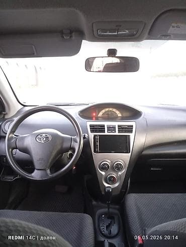 toyota gazoo: Toyota Yaris: 2006 г., 1.5 л, Автомат, Бензин, Седан — 10