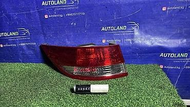 Задний левый стоп-сигнал Honda 2004 г., Б/у, Оригинал, Япония — 1