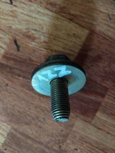 Toyota Wish Болт коленвала, Тойота Виш болты коленчатого вала Тип