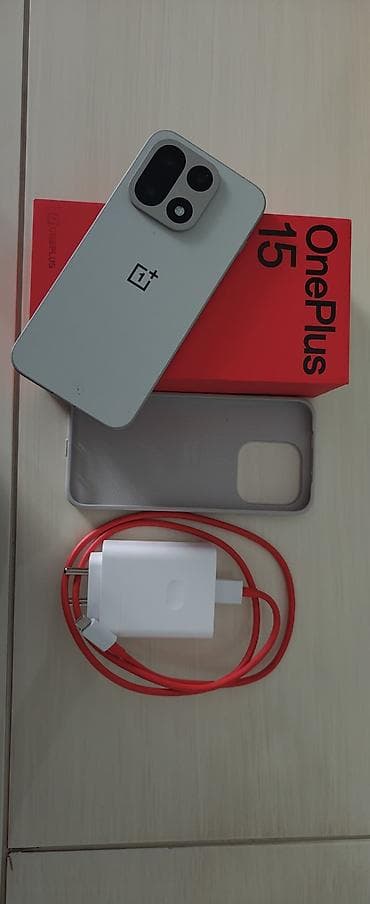 OnePlus 15, цвет - Серебристый at lalafo.kg OnePlus 15, цвет - Серебристый