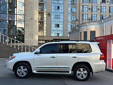 aida: Toyota Land Cruiser: 2013 г., 4.6 л, Автомат, Бензин, Внедорожник — 4