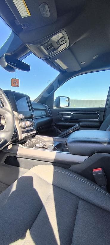 дрон для поля: Dodge Ram 1500: 2020 г., 5.7 л, Автомат, Бензин, Пикап — 7