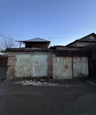 квартира с участком: 7 соток, Красная книга — 2