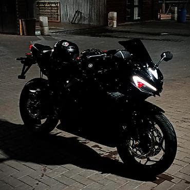 tesla 3: Электро-Спортбайк Yamaha R3 Не нужны права, и номера! Мощность — 1