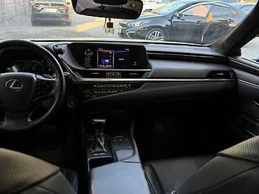 2 8: Lexus ES: 2020 г., 2.5 л, Автомат, Гибрид, Седан — 7