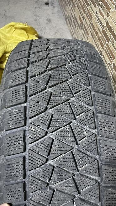 дек тико: Шины 275 / 50 / R 22, Зима, Б/у, Комплект, Легковые, Япония, Bridgestone — 4