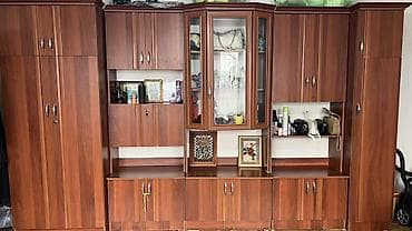 Офисная мебель: Стенка-шкаф, Тип стенки-шкафа: Модульная, Для зала, Б/у, Особенности: Для хранения посуды — 3